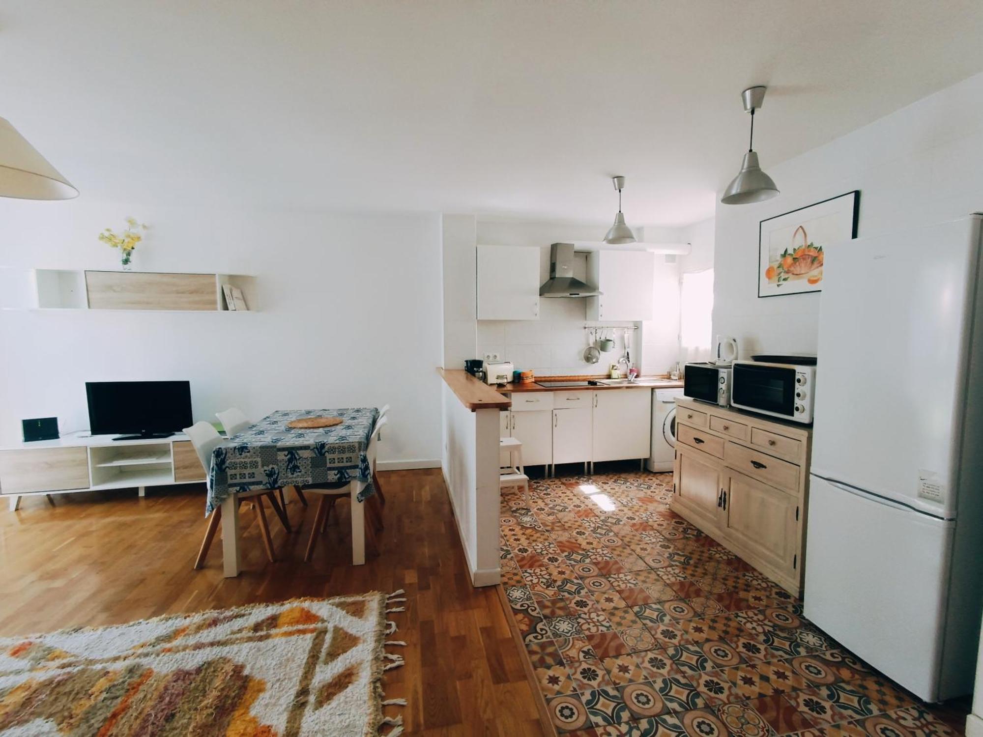 Bolivia Beach Apartments Malaga Exterior photo